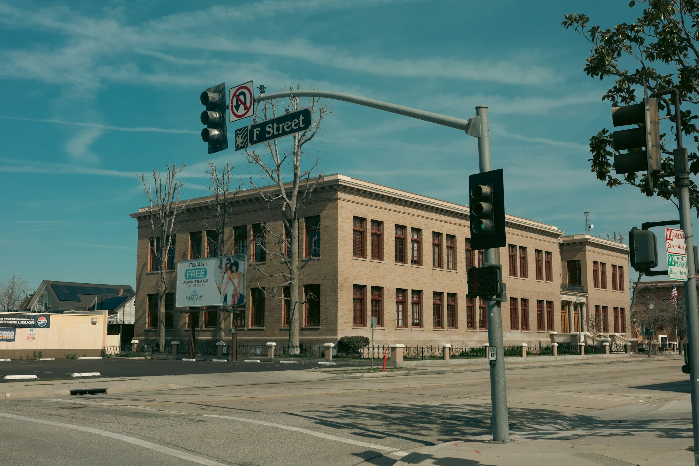 Photo of F Street in Bakersfield, CA